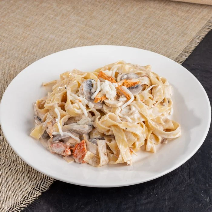 Fettuccine Alfrado Chicken